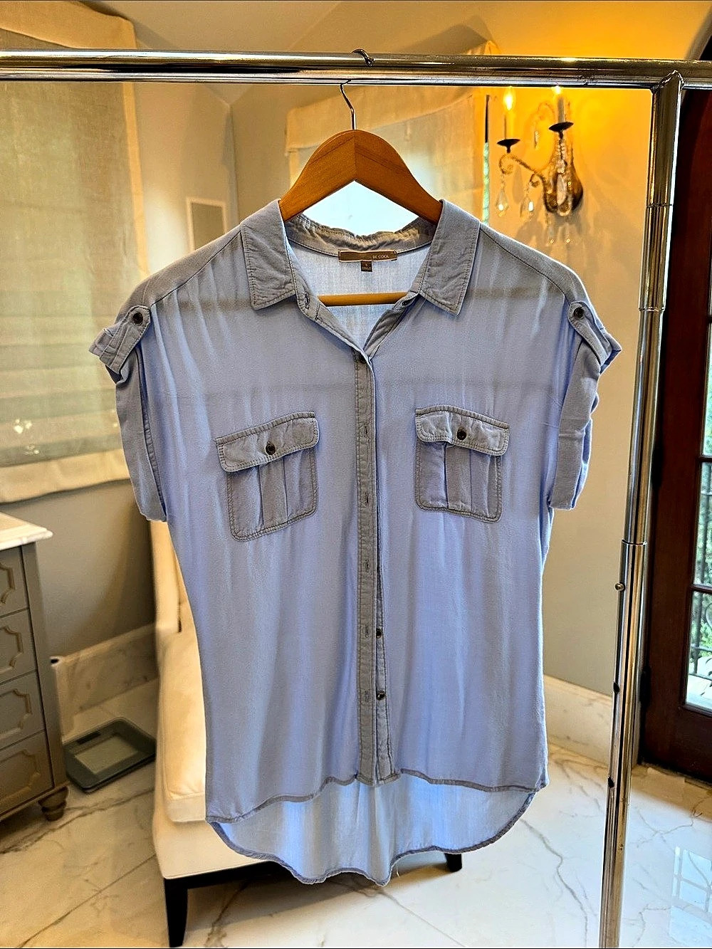 BE COOL Women'Small Button Down Shirt Blue Small Like New